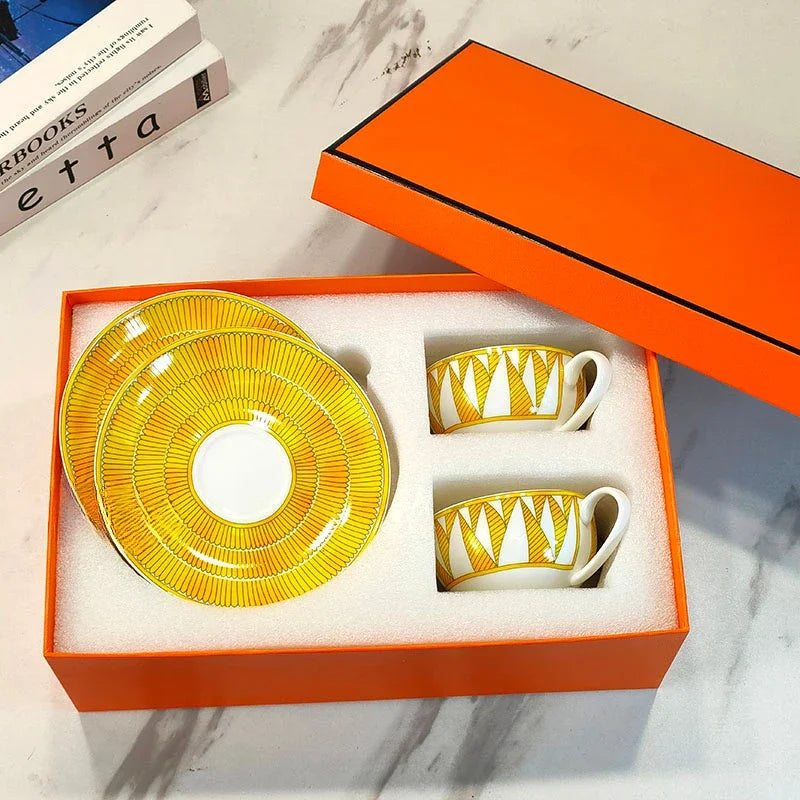 Elegant Bone China Tableware Set – Creative European Plates, Cups & Gift Set for Home Dining